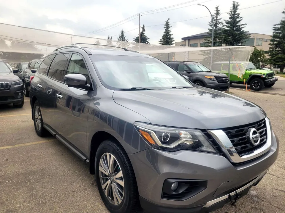 Nissan Pathfinder 2018 photo 3