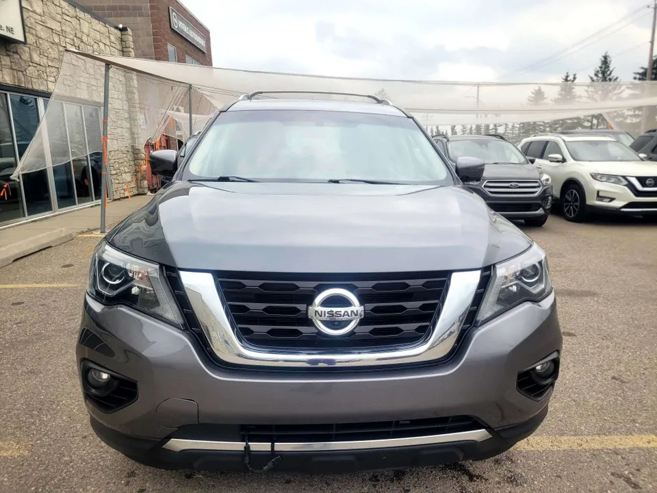Nissan Pathfinder 2018 photo 2