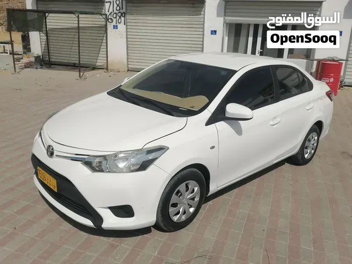 Toyota Yaris 2017 photo 5