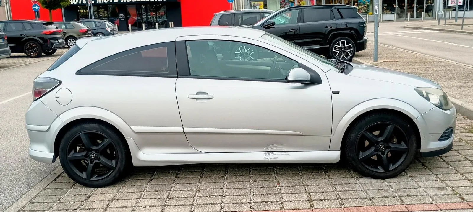 Opel Astra 2008 photo 2
