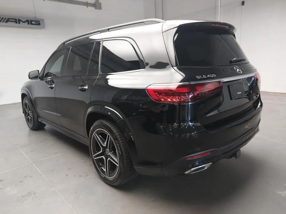 Mercedes-Benz Gls 2025 photo 3