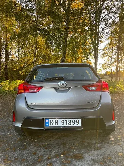 Toyota Auris 2013 photo 4