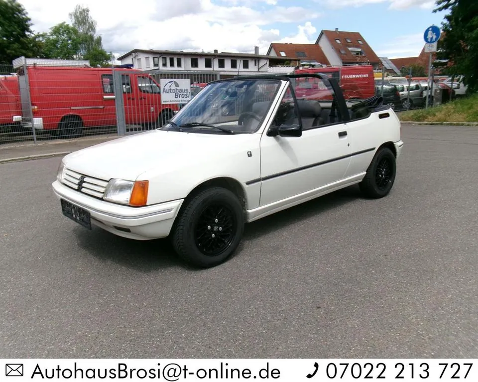 Peugeot 205