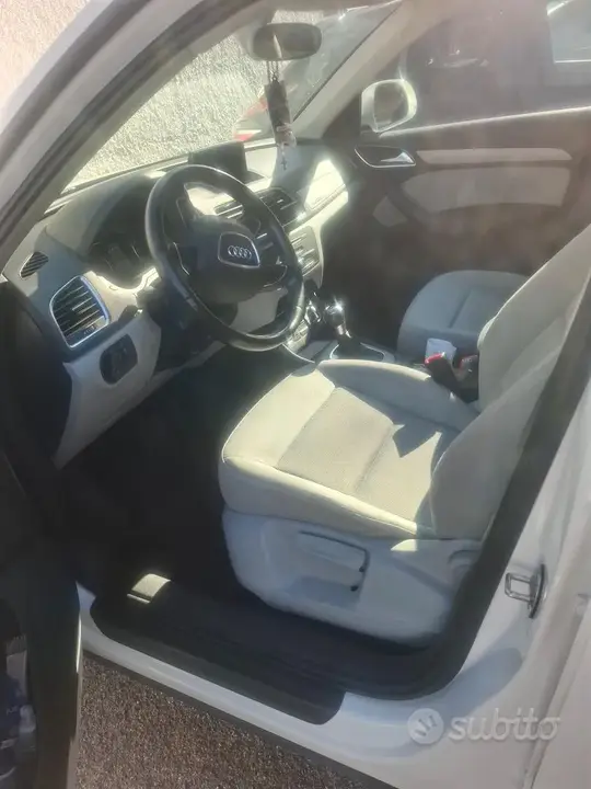 Audi Q3 2015 photo 3