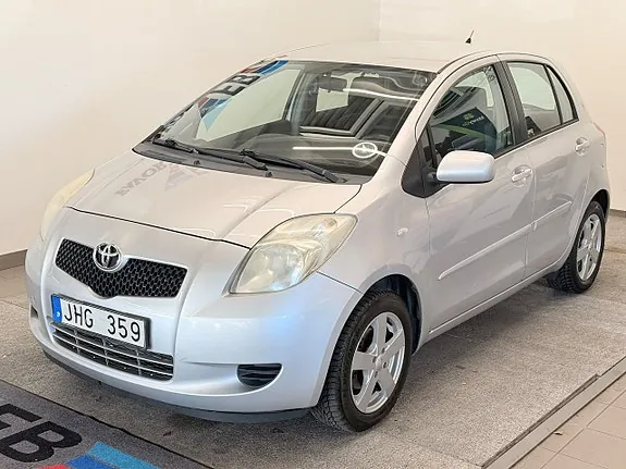 Toyota Yaris 2006 photo 2