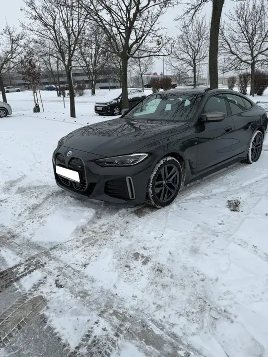 BMW I4 2022 photo 3