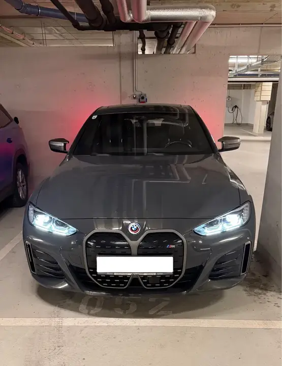 BMW I4 2022 photo 2
