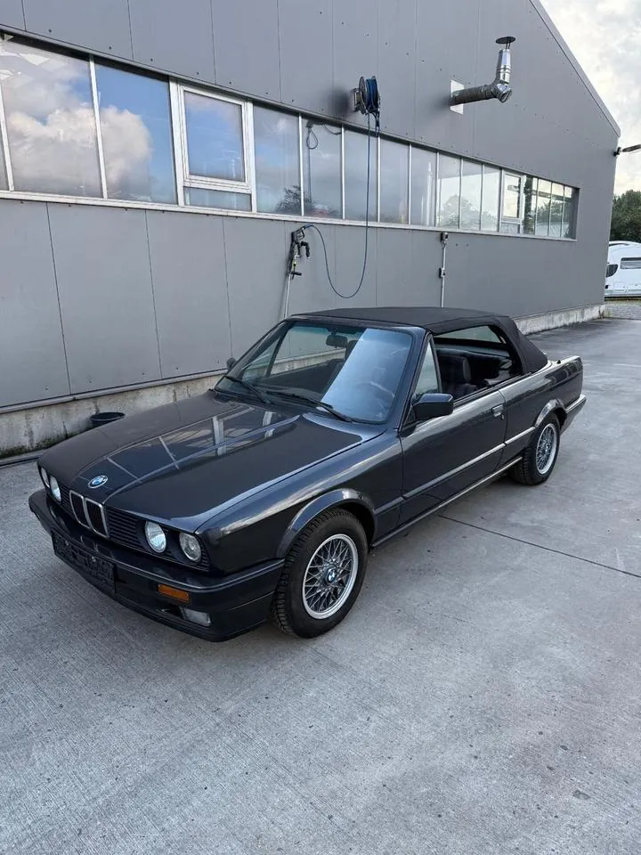 BMW 318I Cabrio E30