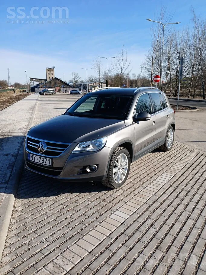 Volkswagen Tiguan 2011 photo 3
