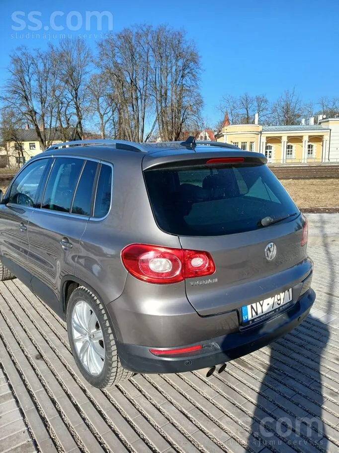 Volkswagen Tiguan 2011 photo 5