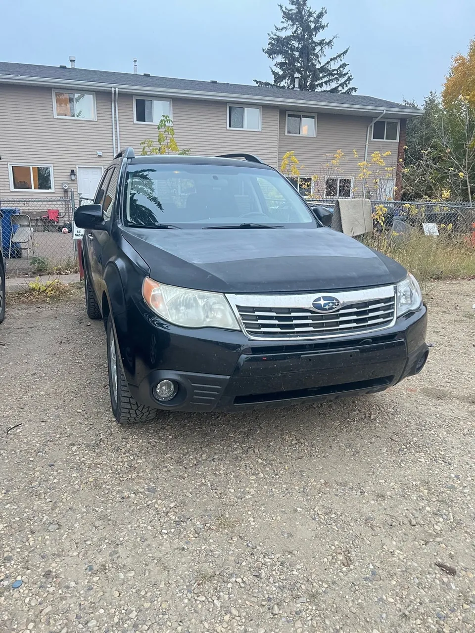 Subaru Forester 2010 photo 2