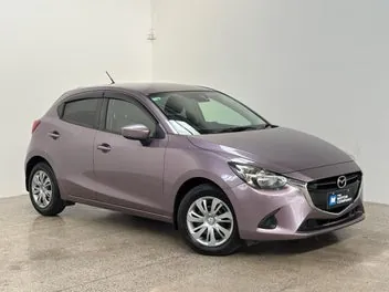 Mazda Demio 2015 photo 2