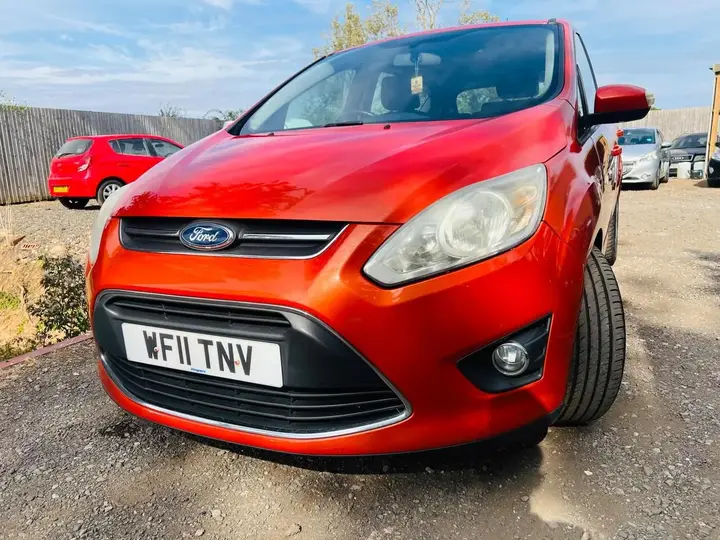 Ford C-Max 2011 photo 4
