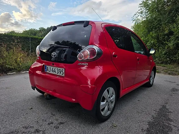 Toyota Aygo 2013 photo 3