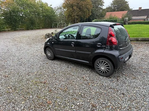 Peugeot 107