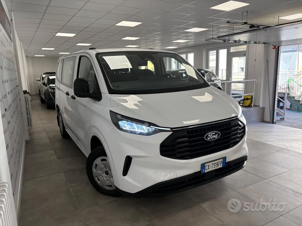 Ford Transit Custom 2024 photo 3