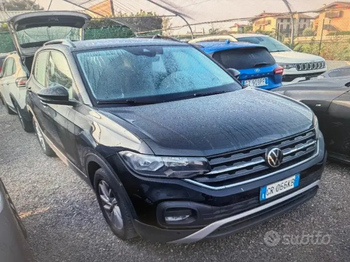Volkswagen T-Cross 2023 photo 2