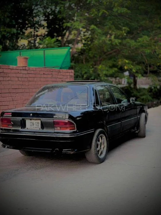 Mitsubishi Galant