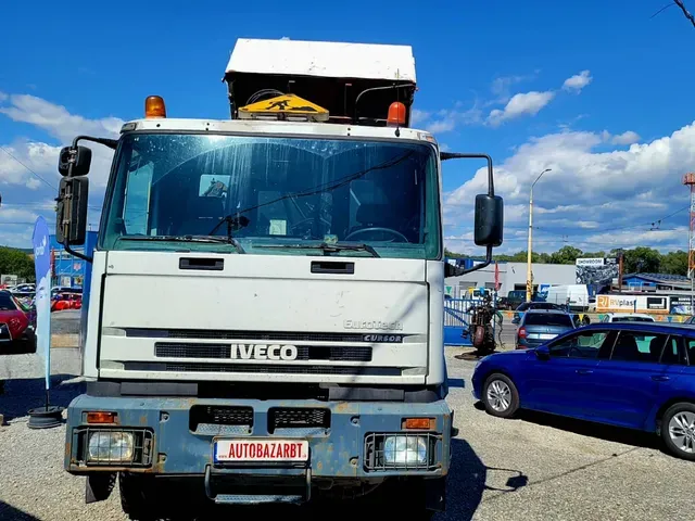 Iveco Eurotech 2002 photo 2