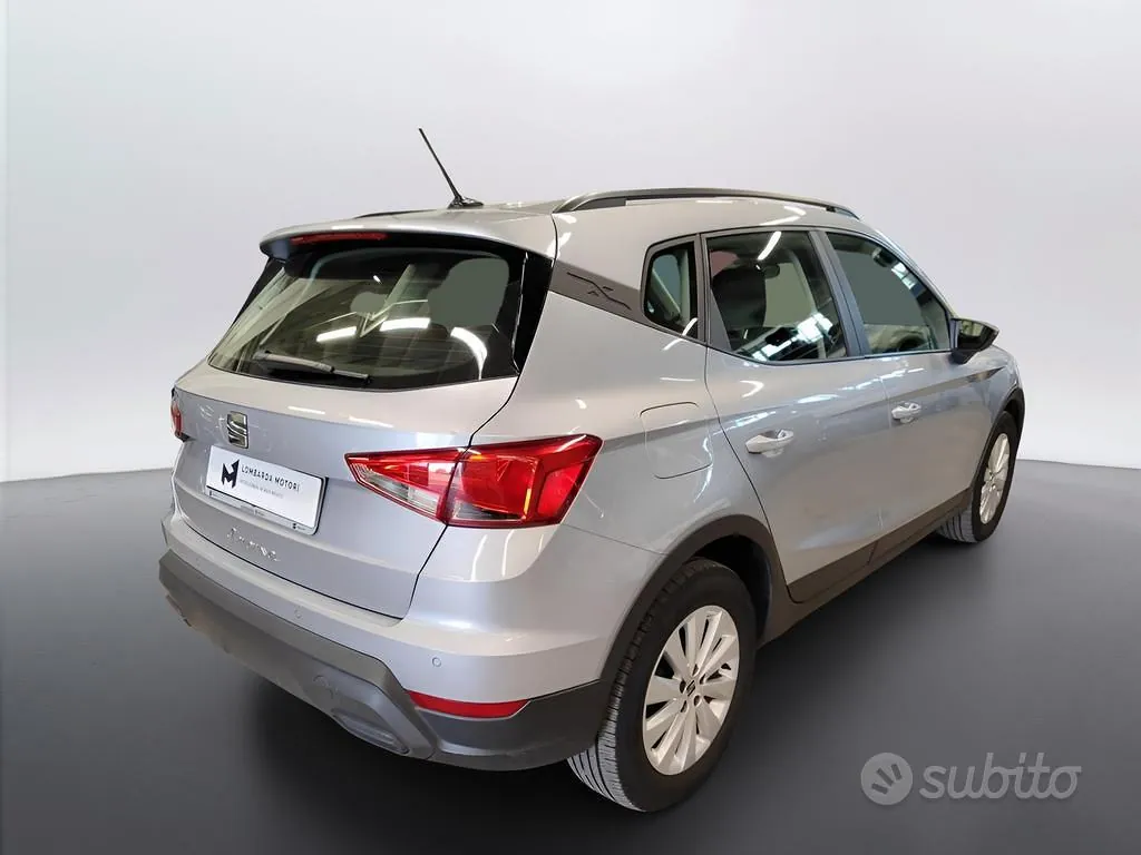 Seat Arona 2023 photo 2