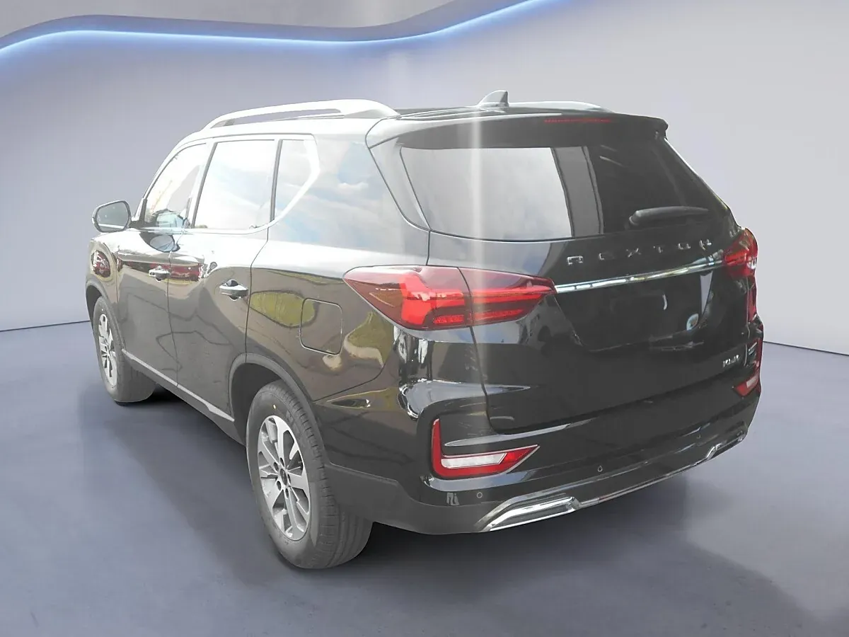 KG Mobility Rexton photo 2