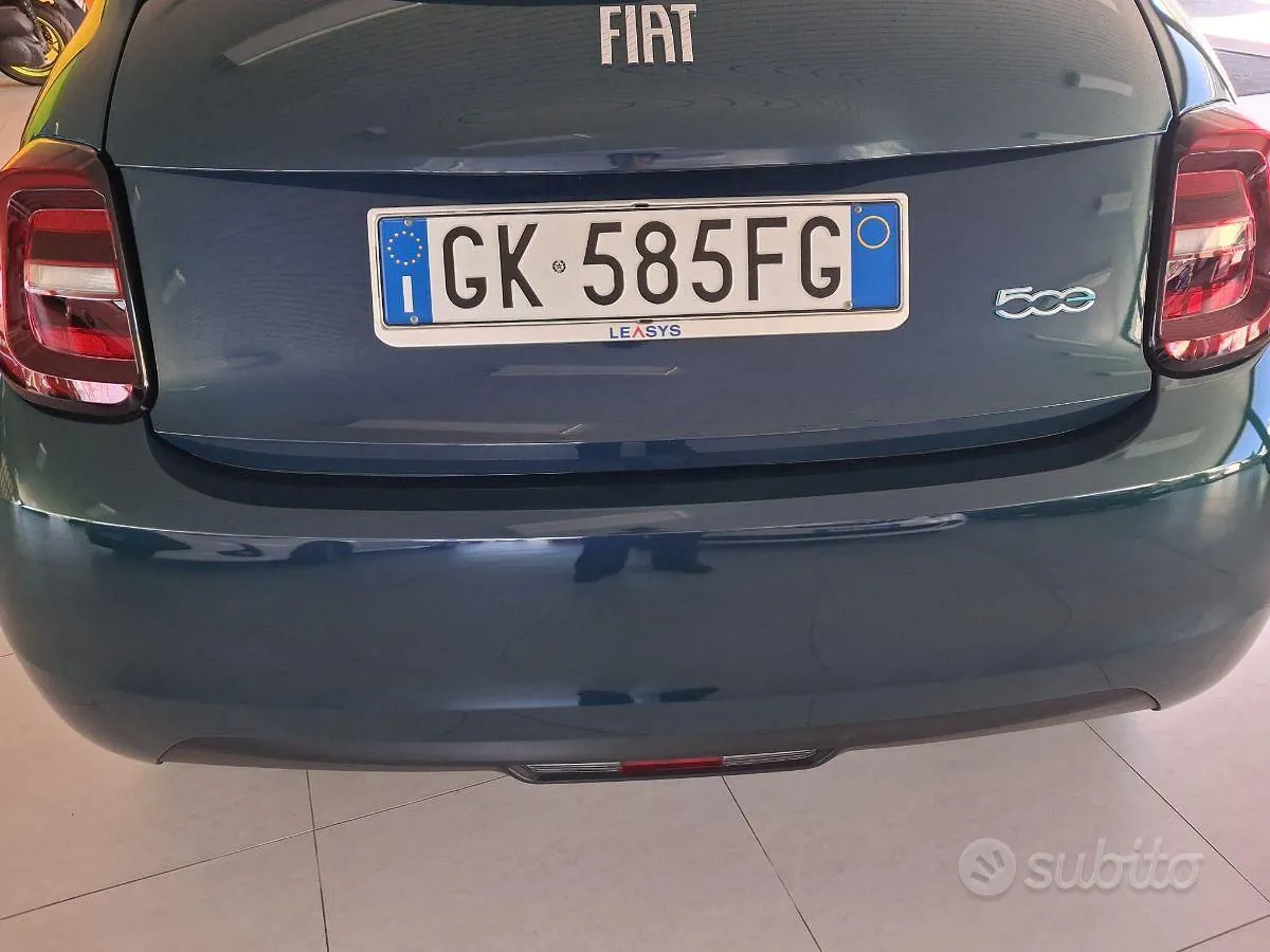 Fiat 500 E 2022 photo 2
