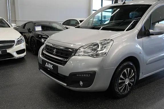 Peugeot Partner 2016 photo 2