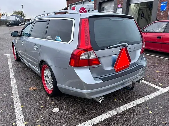 Volvo V70 2012 photo 3