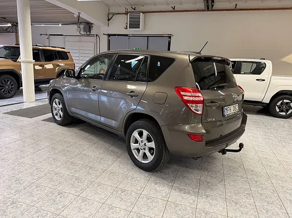 Toyota Rav4 2011 photo 5