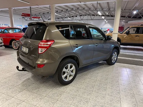 Toyota Rav4 2011 photo 3
