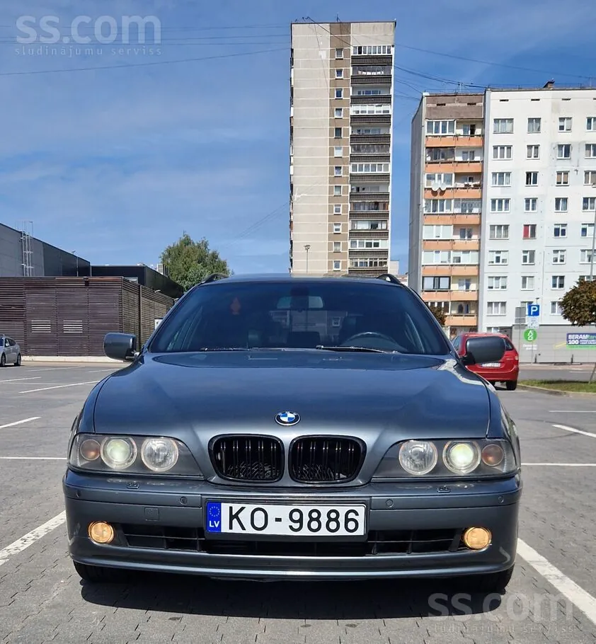BMW 530