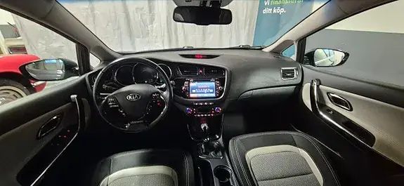 Kia Ceed 2015 photo 4
