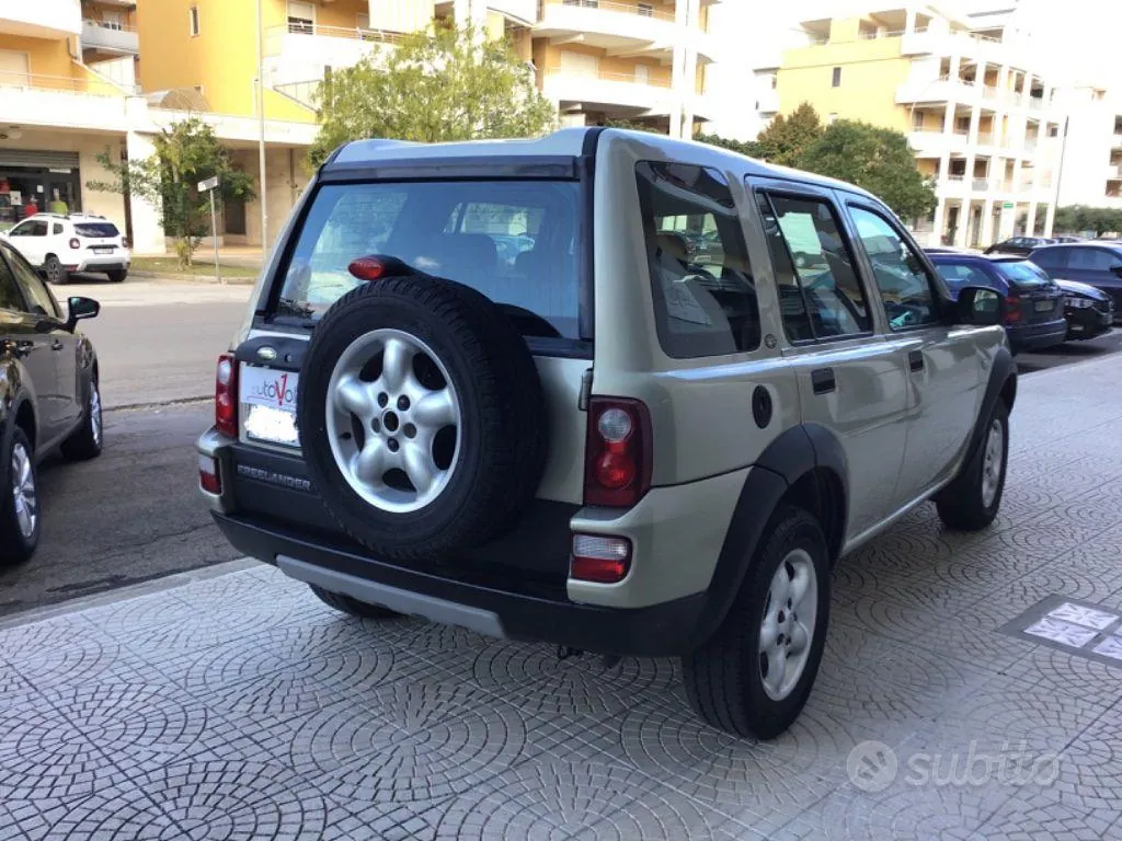Land Rover Freelander 2006 photo 5