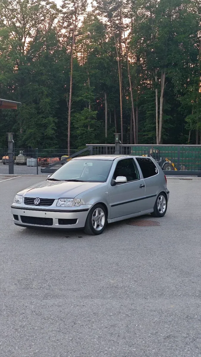 Volkswagen Polo 2000 photo 2