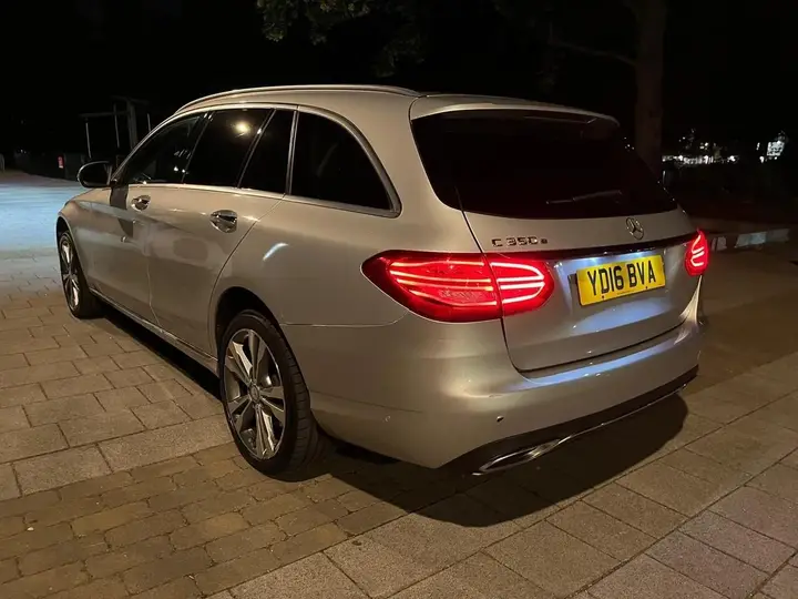 Mercedes-Benz C-Class 2016 photo 2