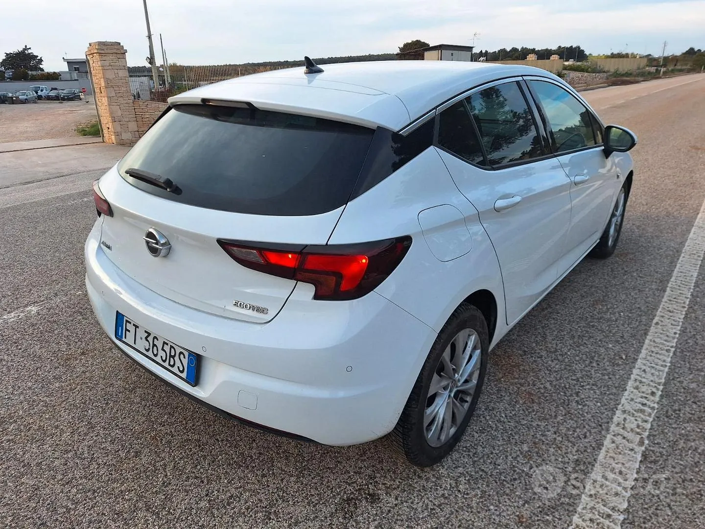 Opel Astra 2018 photo 3
