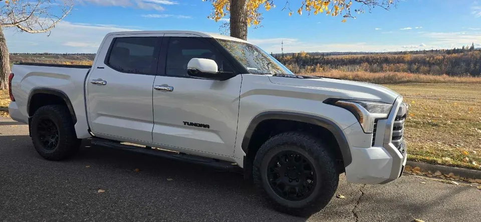 Toyota Tundra 2022 photo 2