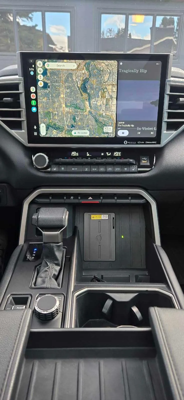Toyota Tundra 2022 photo 3