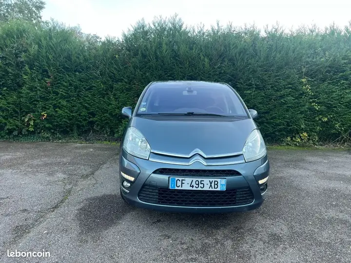Citroen C4 Picasso 2012 photo 2