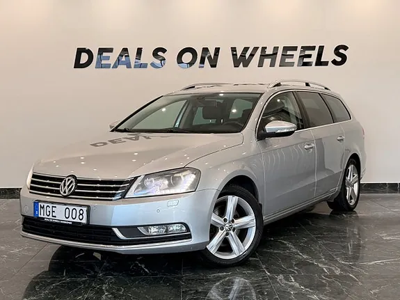 Volkswagen Passat 2012 photo 2