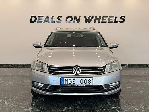 Volkswagen Passat 2012 photo 5