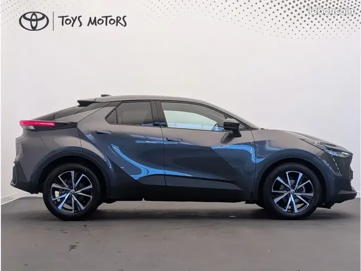 Toyota C-Hr 2025 photo 5