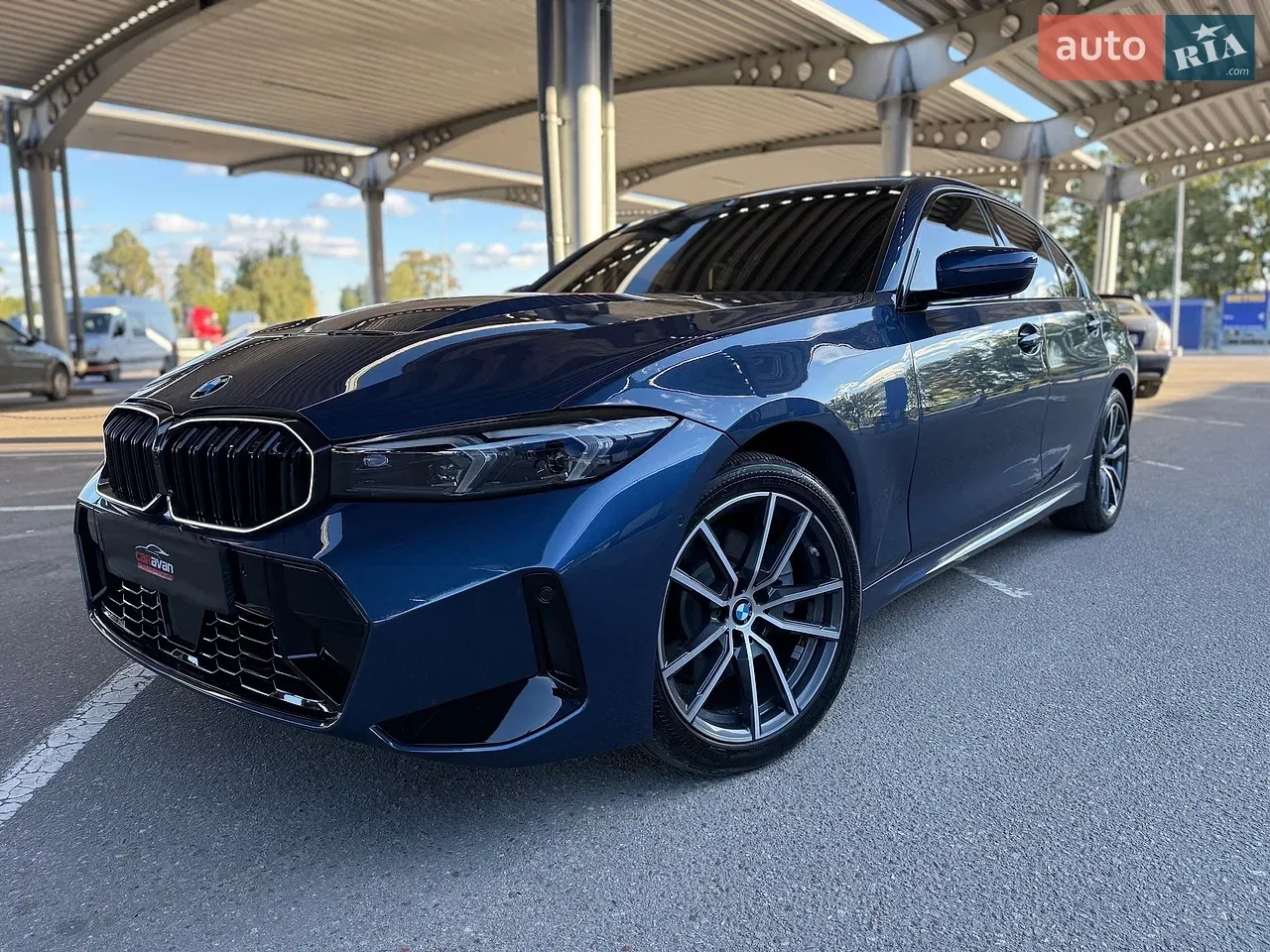 BMW 3 Series 2021 photo 3