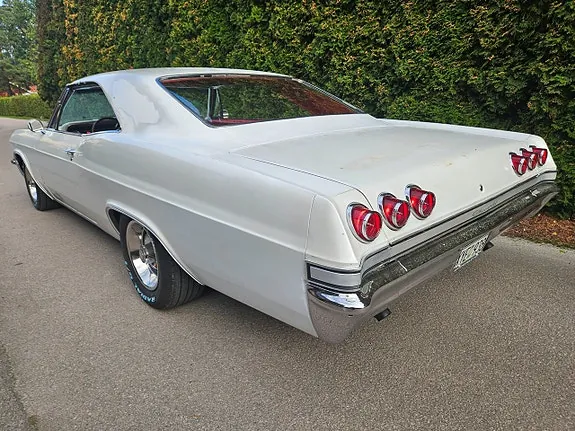 Chevrolet Impala 1965 photo 4
