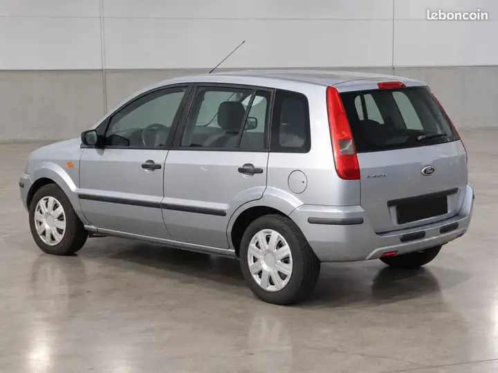 Ford Fusion 2005 photo 3