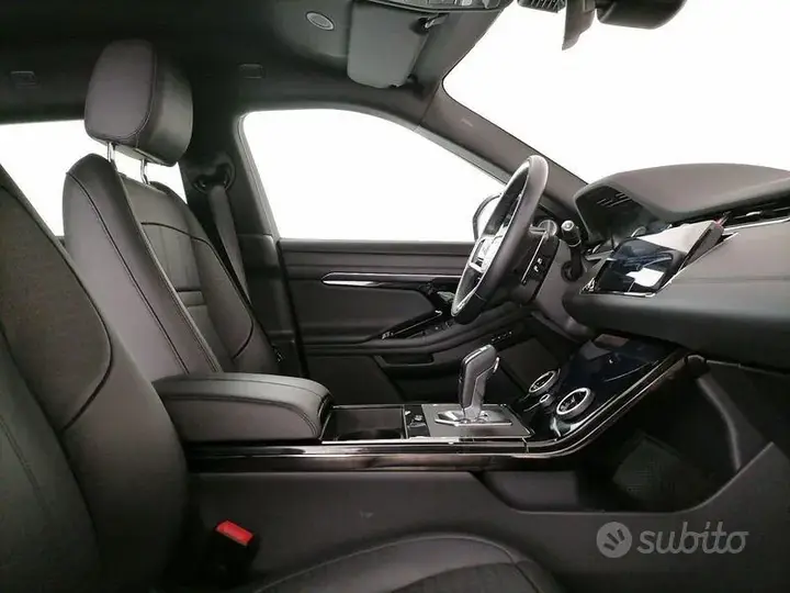 Land Rover Range Rover Evoque 2022 photo 3
