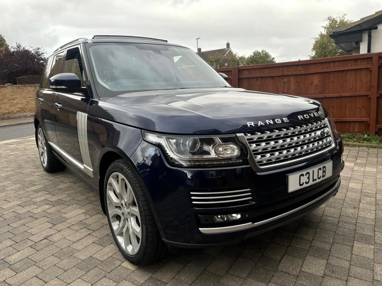 Land Rover Range Rover 2013 photo 2