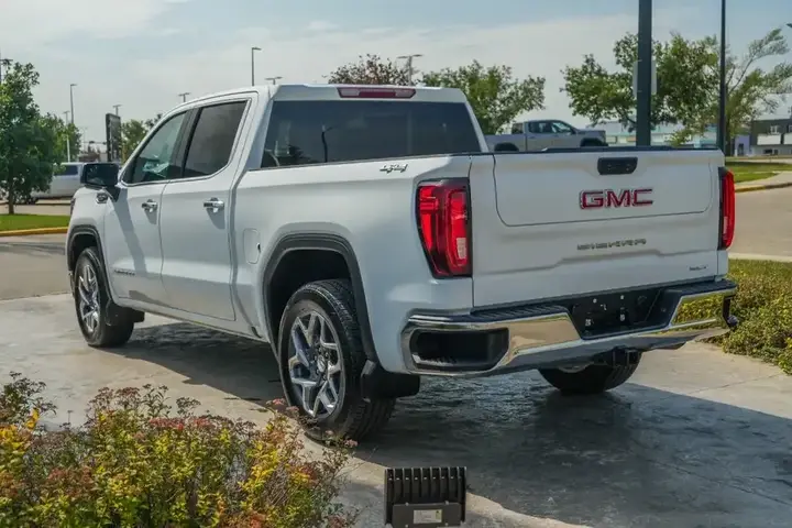 GMC Sierra 1500 2025 photo 5