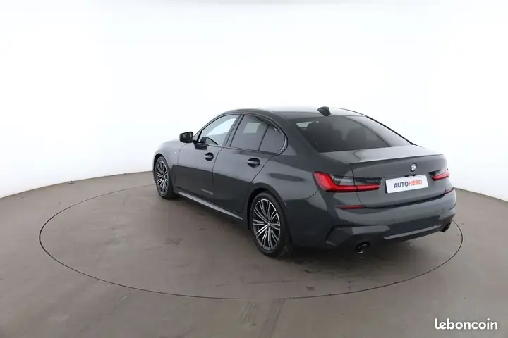 BMW Série 3 2019 photo 2