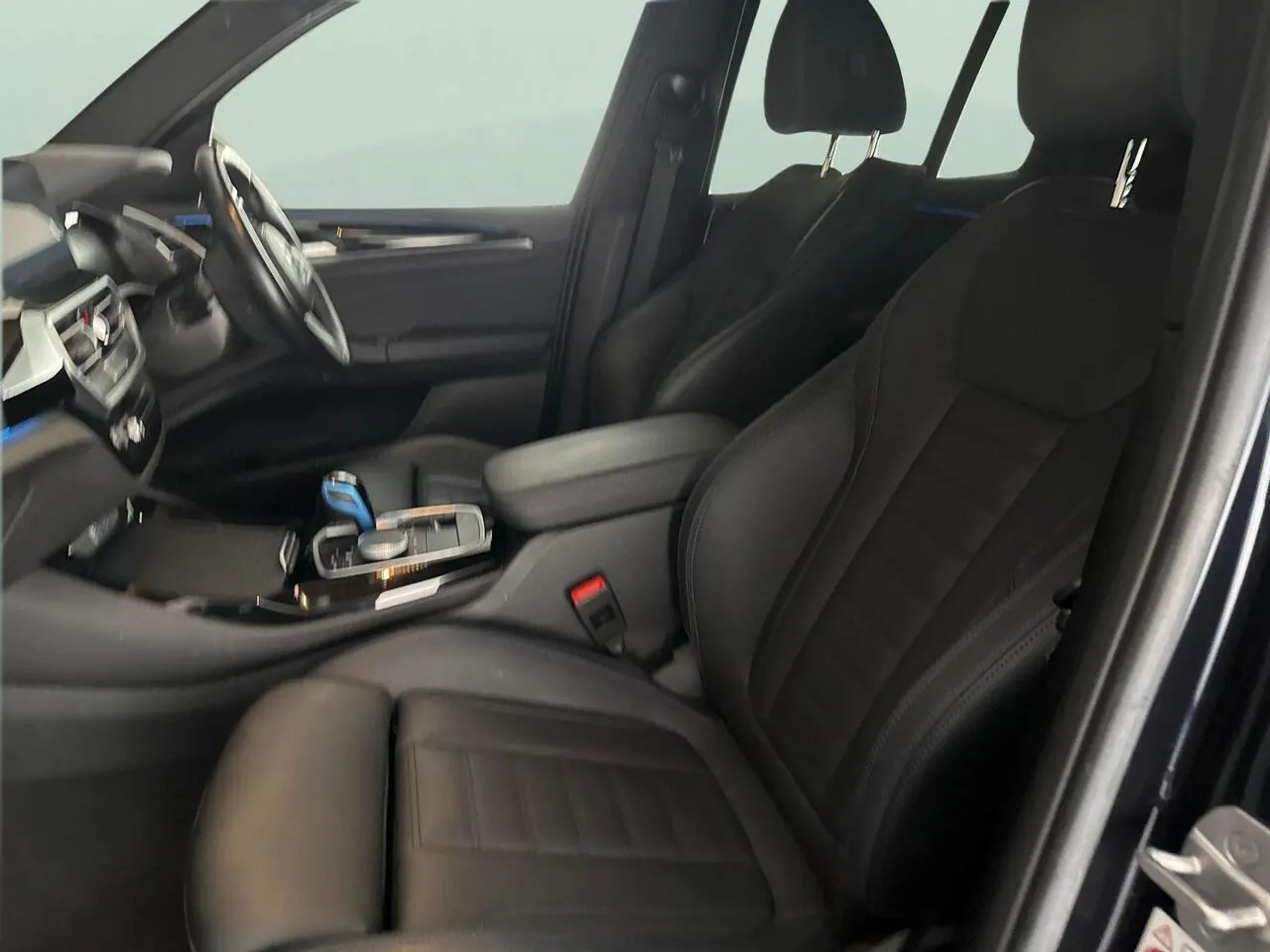 BMW Ix3 2022 photo 4